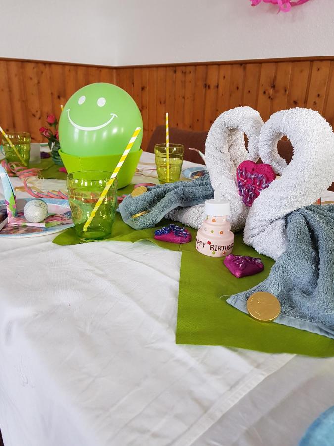 بيت شباب Teichcamp Grosshartmannsdorf المظهر الخارجي الصورة