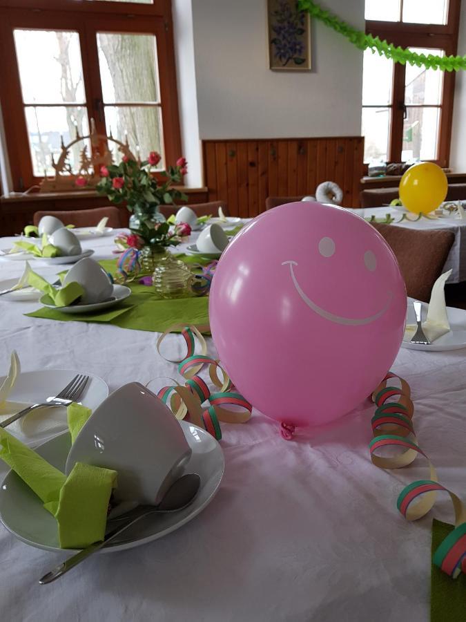بيت شباب Teichcamp Grosshartmannsdorf المظهر الخارجي الصورة